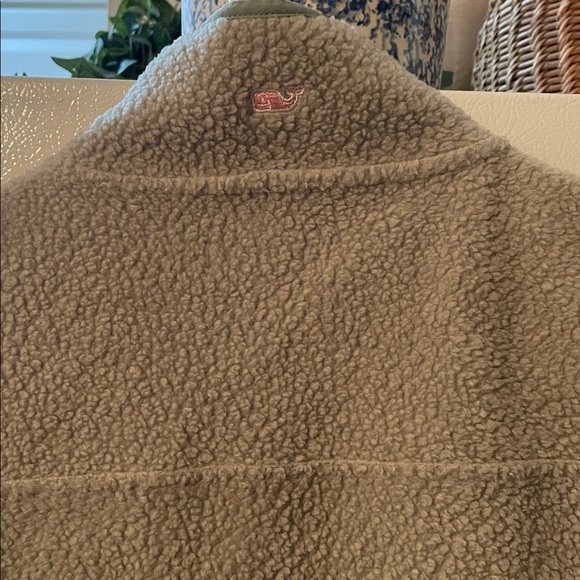 Vineyard Vines Women’s Small Light Green Fleece Vest - Picture 7 of 8